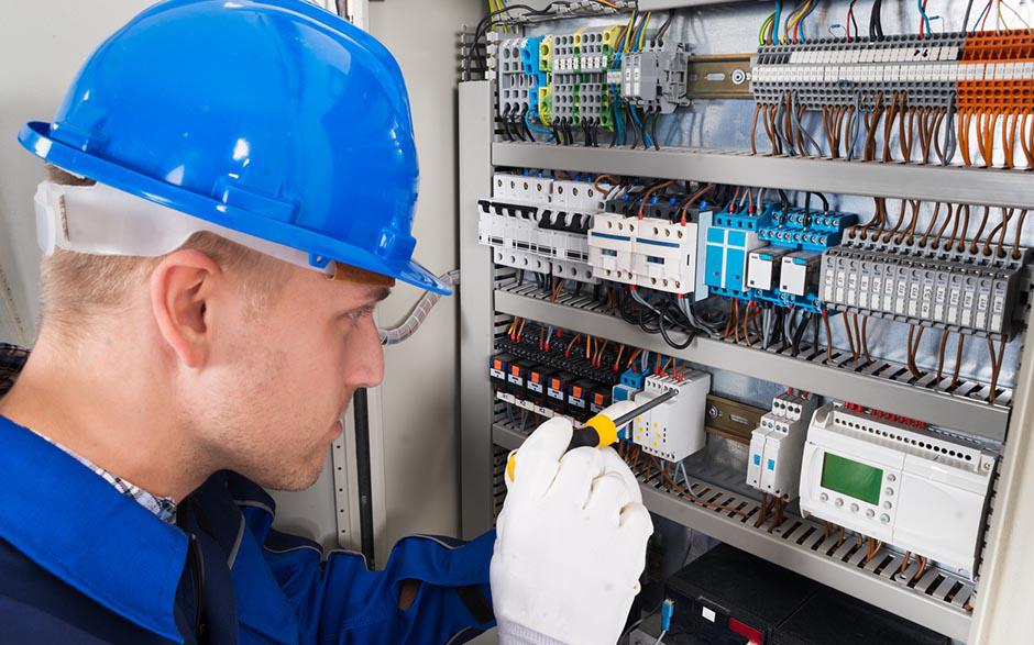 électricien maintenance Paris 10